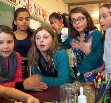 "Entre de beaux draps"