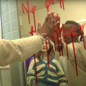 Film "Ne pas toucher"